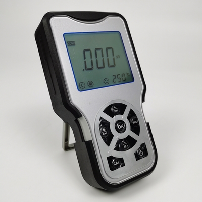 Compacte en lichte EG-TDS-meter voor eenvoudige waterproeven in industriële omgevingen