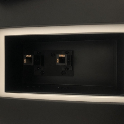 Piekinstrumenten Dubbelstraal 1nm Bandbreedte UV Zichtbare spectrophotometer voor 190-1100nm